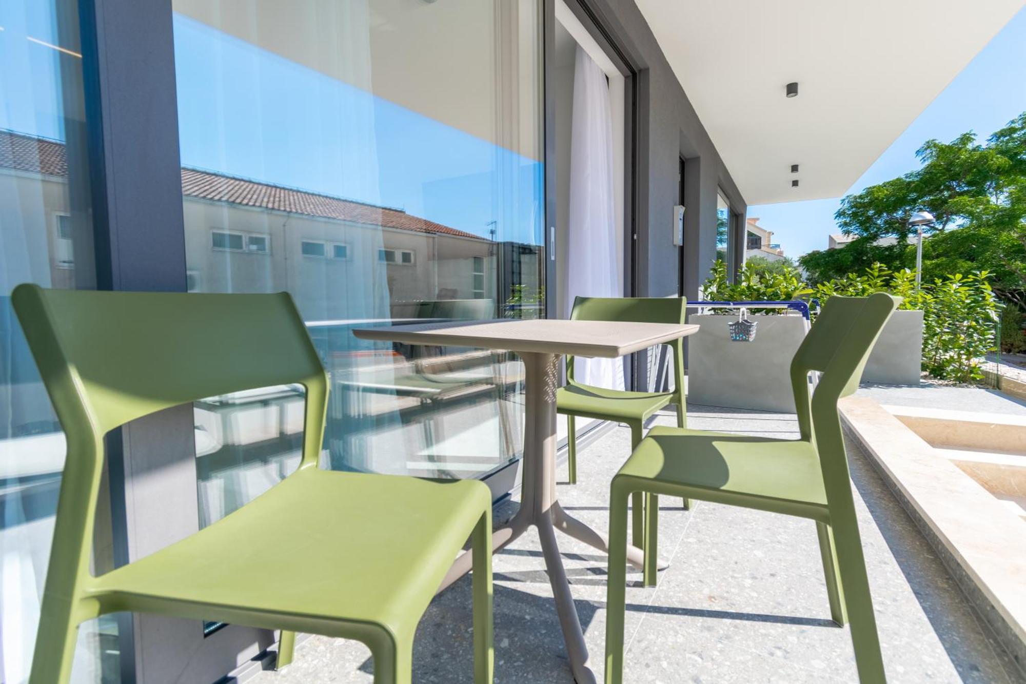 Apartmani Pino 1 Baška Voda Exterior foto